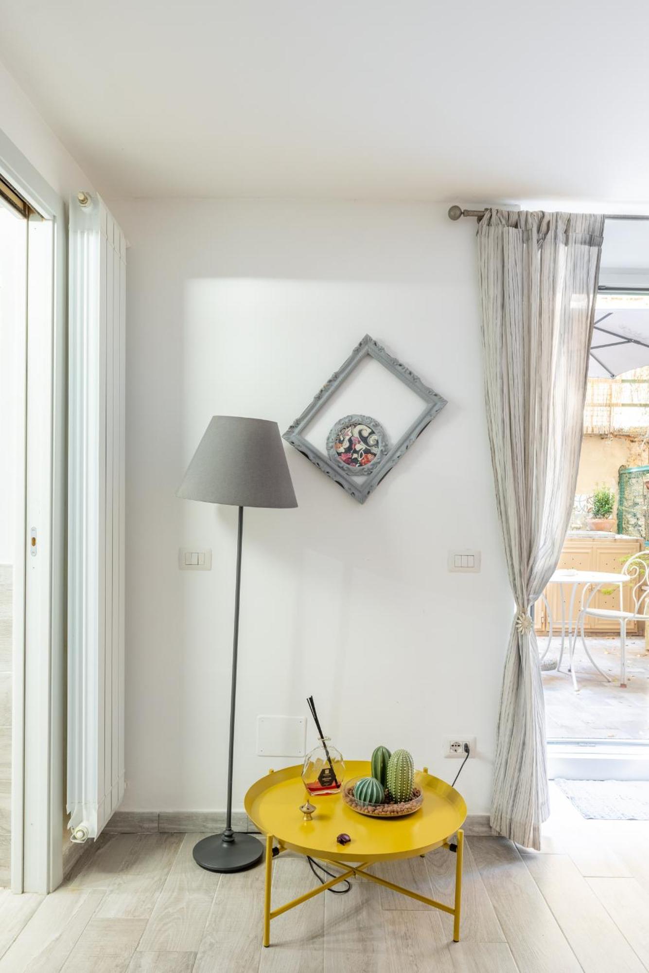 Lovely In Monteverde - With Private Garden Apartment Rom